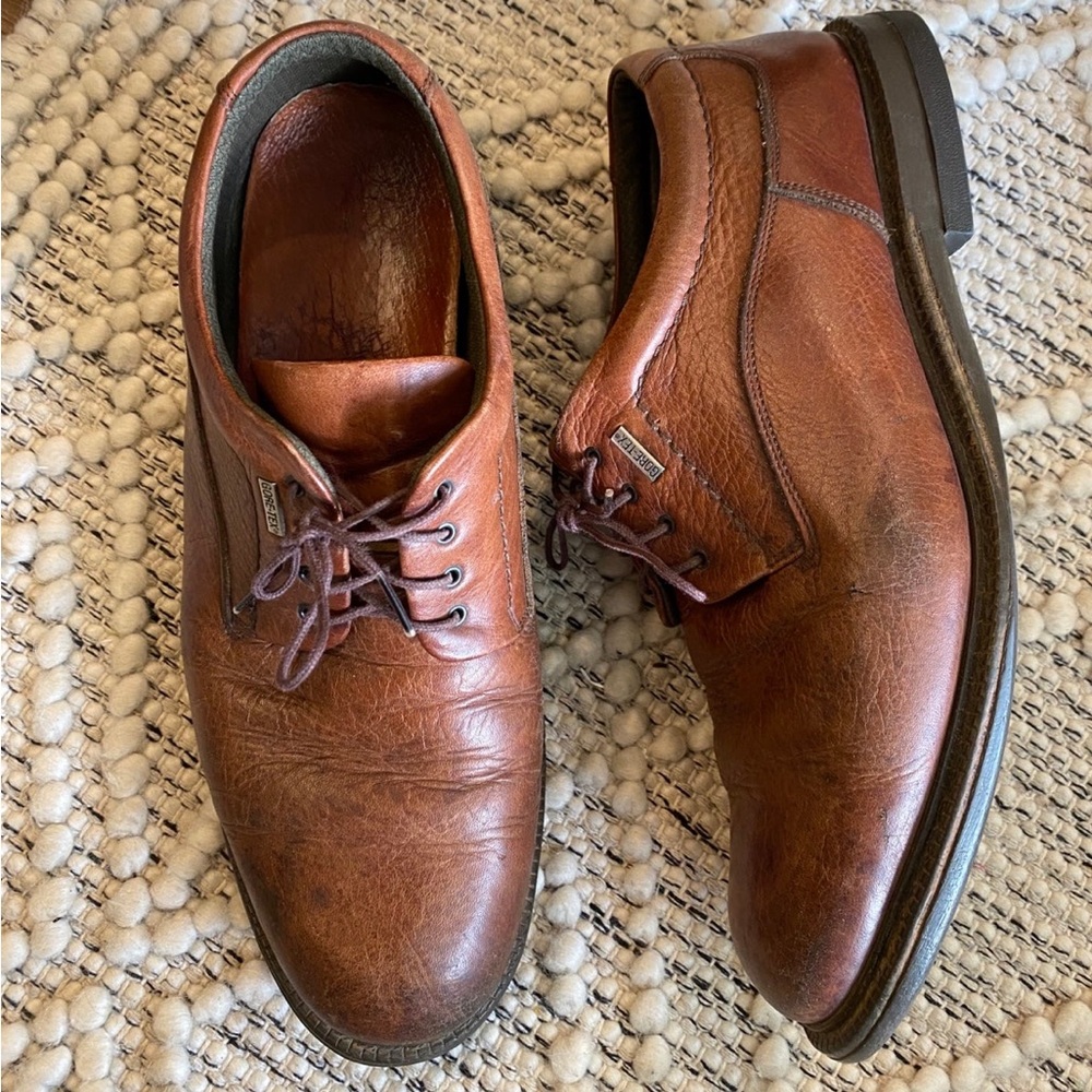 Johnston and Murphy Mens shoes size 10.5‎